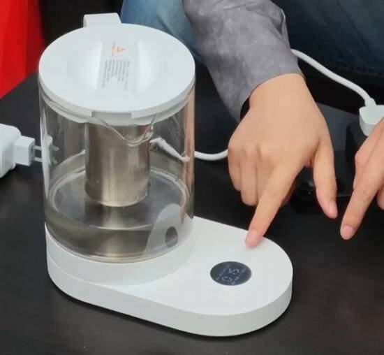 Turbo4Pro：烧水壶插手机上取电p